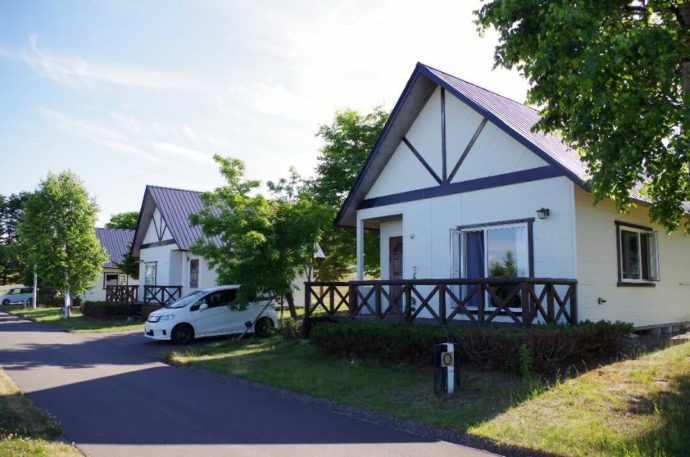 北海道網走市にある「北海道立オホーツク公園」で宿泊できるロッジ