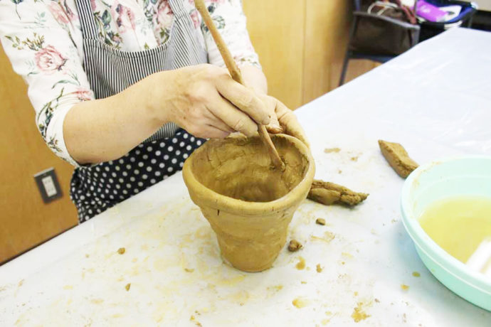 土器づくりの体験学習