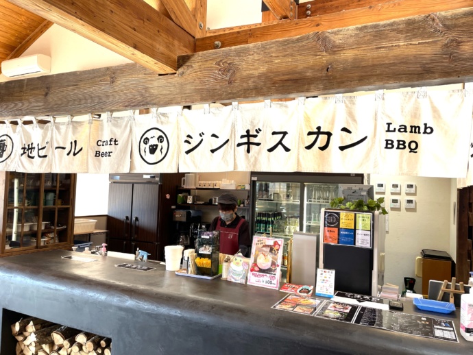 道の駅「遠野風の丘」のフードホールにあるドリンクカウンター