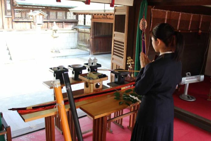 上地八幡宮の安産祈願風景