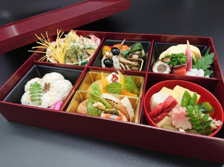 『京料理 うを友』のテイクアウトお弁当「愛宕」