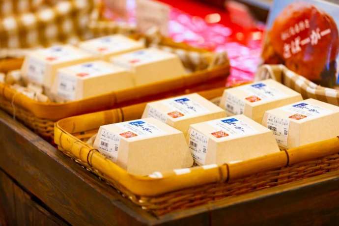 さばーがーが置かれた売り場の様子