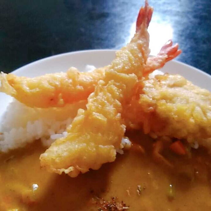 和風ダイニングちょうじのエビ天とり天カレー