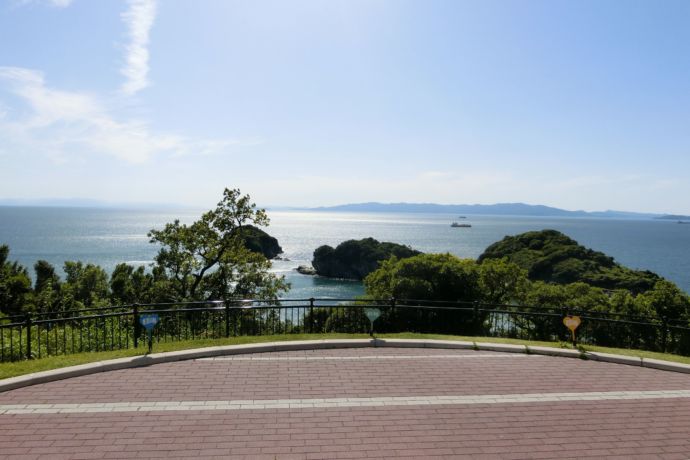 「雑賀崎灯台」