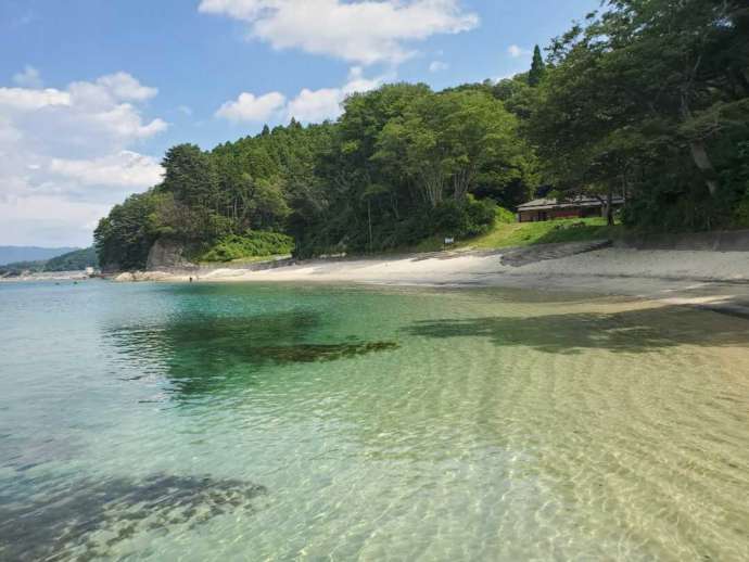 荒神海水浴場の風景