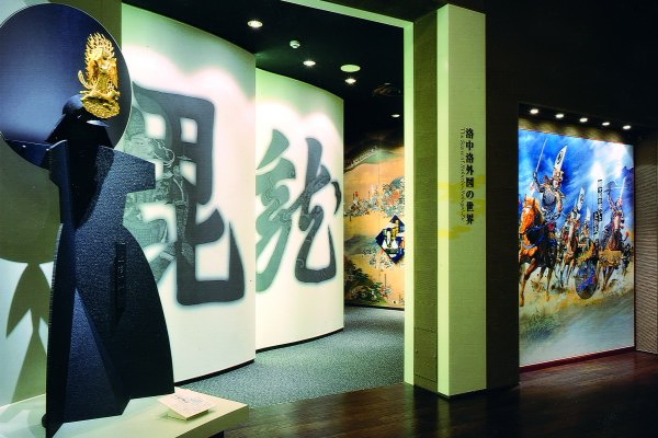 山形県米沢市にある米沢市上杉博物館の展示風景