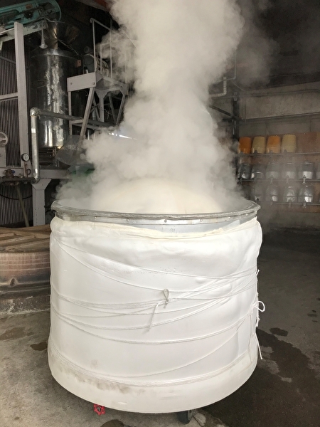 「吉乃友酒造有限会社」の酒米蒸し器